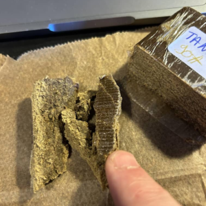 Alternative view of Cali Mountain Farm Hash